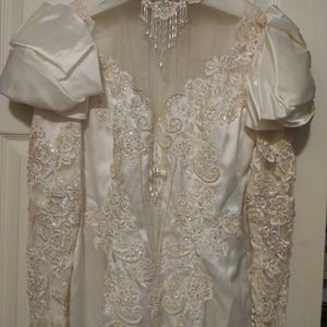 Mermaid style wedding dress